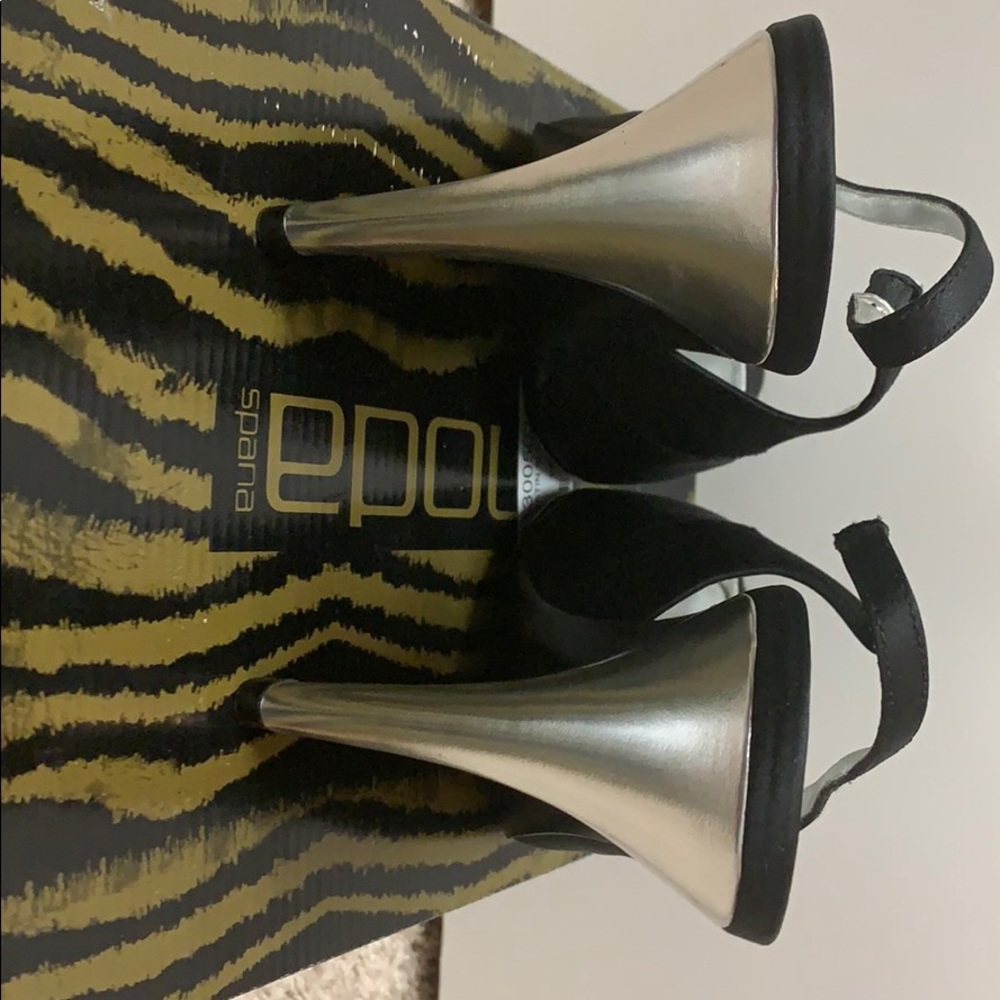Moda Spana Flame - Picture 2 of 8